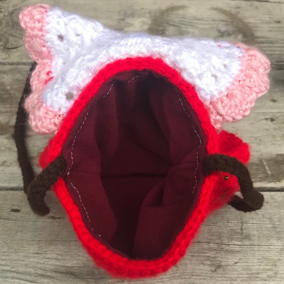 🍄 Handmade Crocheted Purse 🍄 - Picture 3 of 3